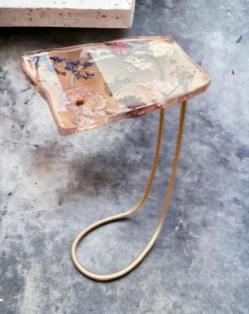 Autres tables  - Table d'appoint en résine, forme irrégulière avec fleurs naturelles - SI DECO