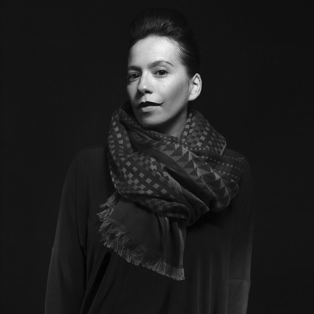Travel accessories - Maxi wool silk scarf - kinetic - camel green - SOPHIE GUYOT SILKS