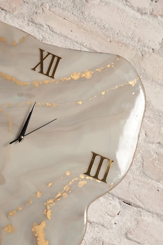 Clocks - Irnregular Form Resin Wall Clock with Gold Details - SI DECO