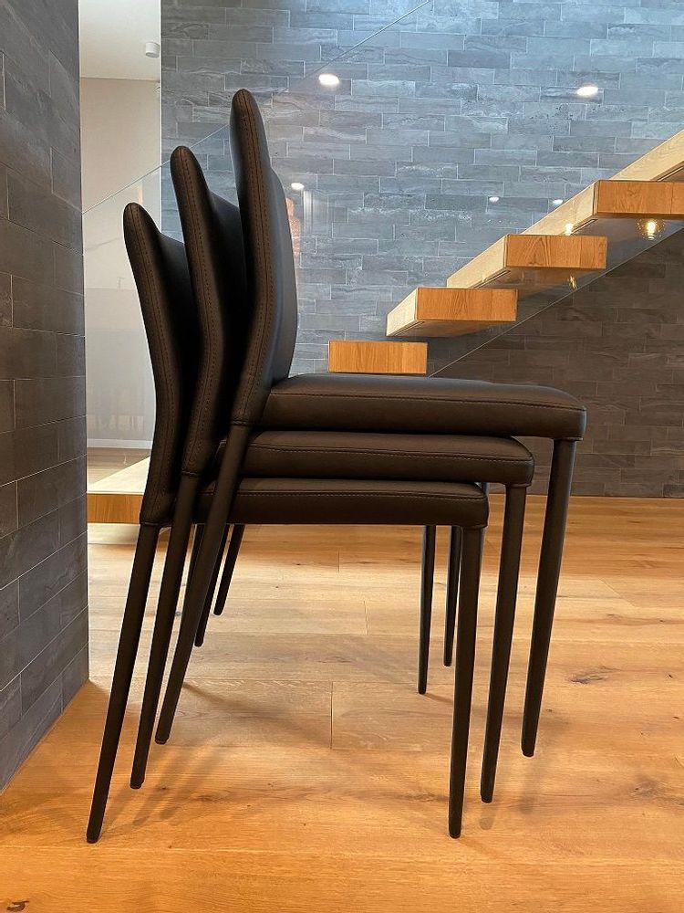 Chairs - Fusion PU leather chair with middle back, rounded legs - FUSIONTABLES