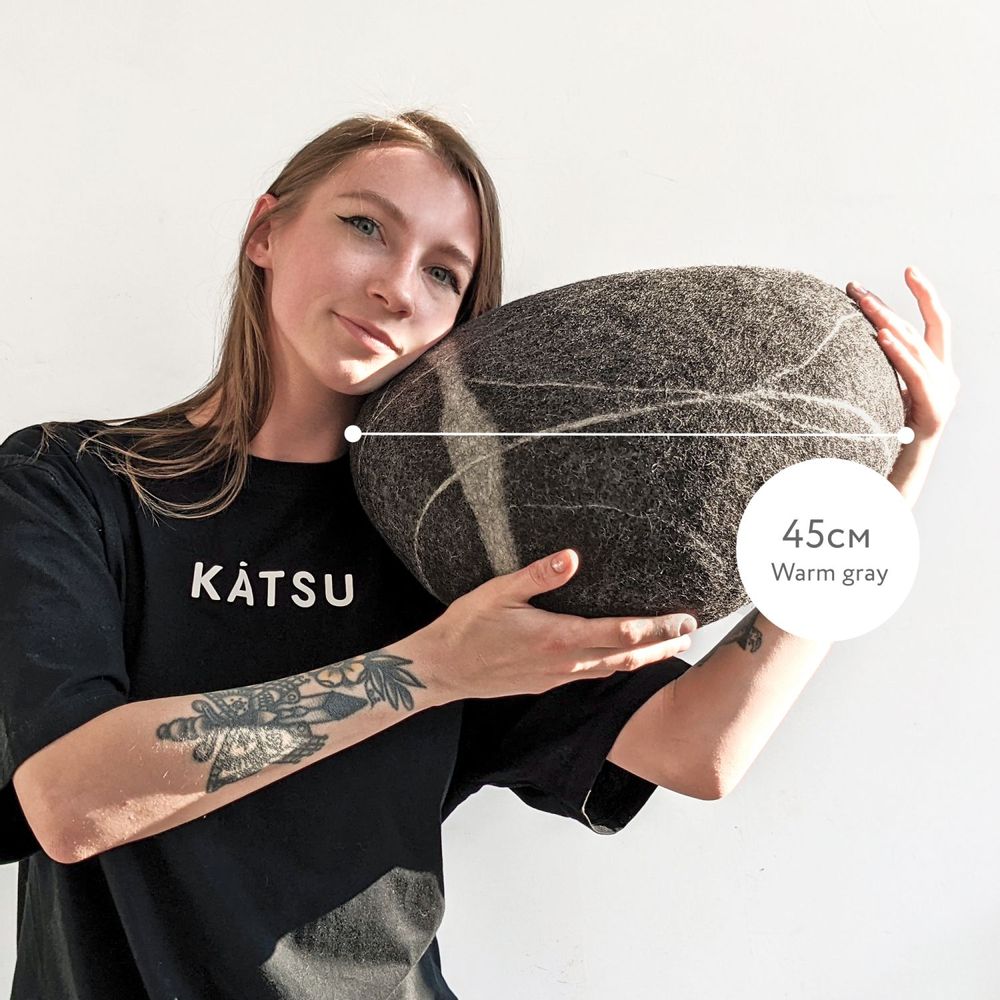 Assises pour bureau - Meuble pouf ottoman en laine "Peace" - KATSU STONES
