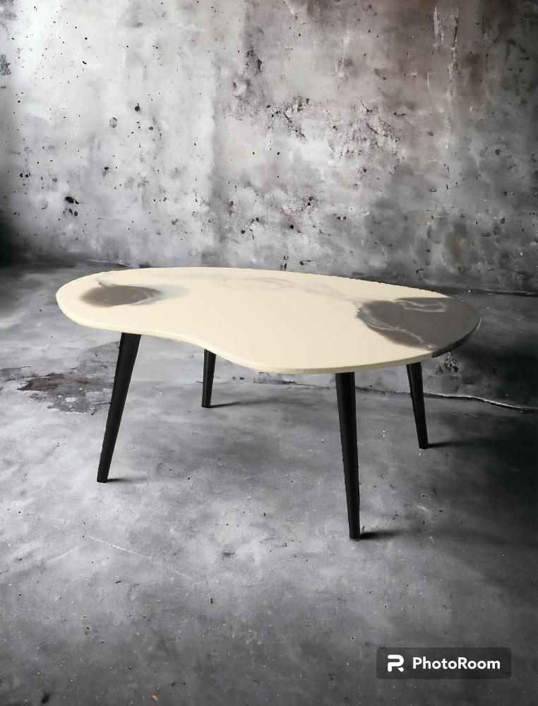 Pièces uniques - Table basse Modern Art blanc-noir, irrégulière, mat - SI DECO
