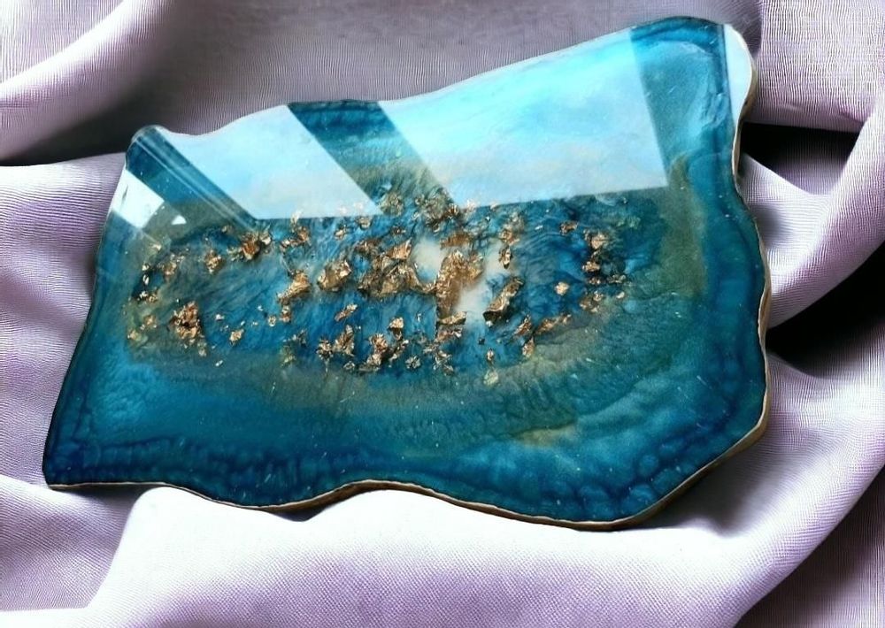 Plateaux - Plateau de service en résine, turquoise avec feuilles dorées - SI DECO