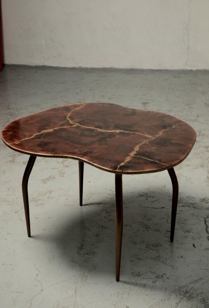Objets design - Table de salle à manger Brown Art, irrégulière, peinture en résine - SI DECO