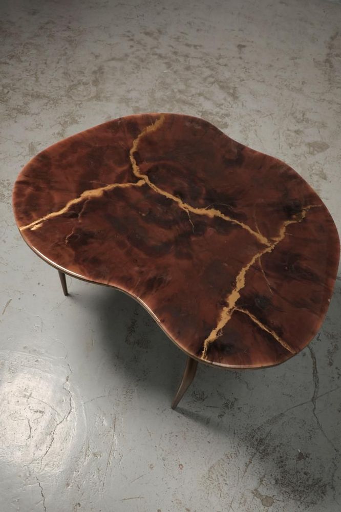 Objets design - Table de salle à manger Brown Art, irrégulière, peinture en résine - SI DECO