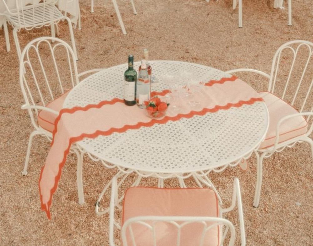 Lawn tables - THE AL FRESCO DINING TABLE - BUSINESS & PLEASURE CO.