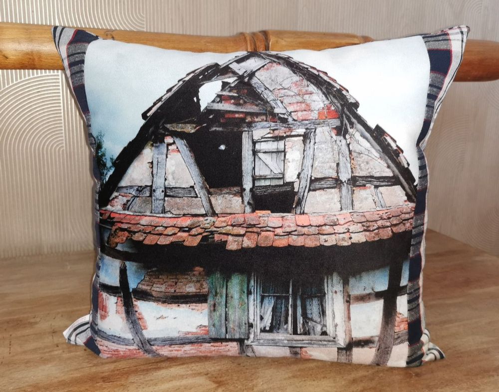 Comforters and pillows - CUSTOMIZABLE CUSHIONS IN ALSACE KELSCH - KELSCH D' ALSACE IN SEEBACH