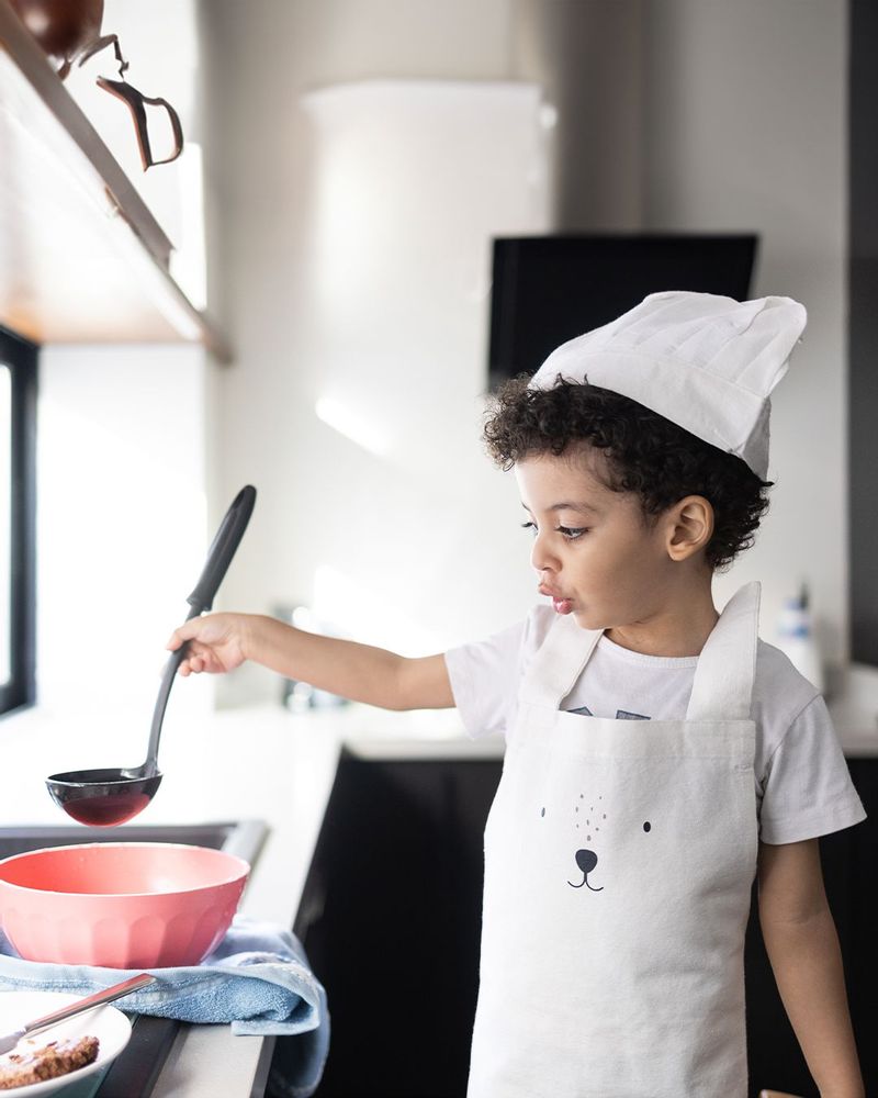 Children's fashion - Kids Apron - MORE COTTONS