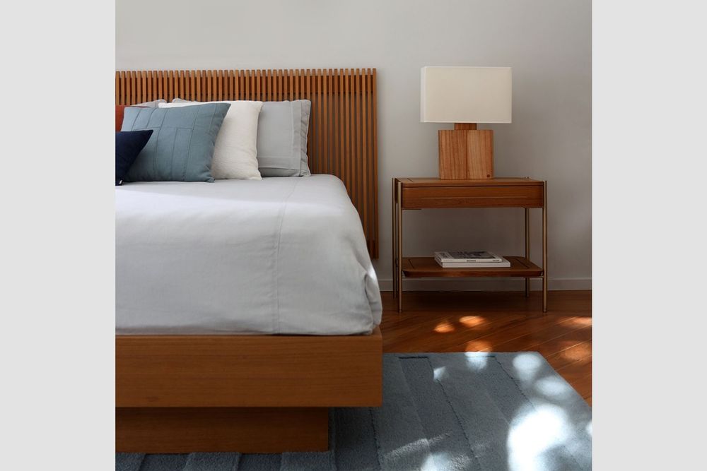 Desk lamps - "LIGNA" TABLE LAMP IN SOLID WOOD - ALESSANDRA DELGADO DESIGN