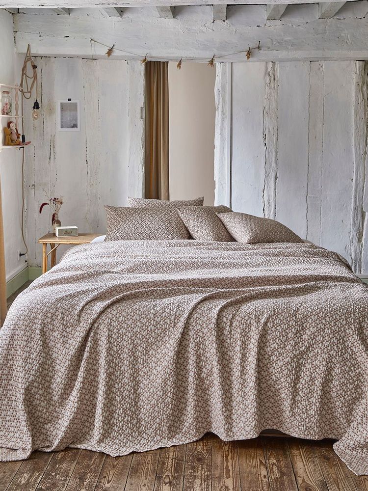 Bed linens - Mirage Gingerbread - Bedspread and Cushion Cover - ESSIX