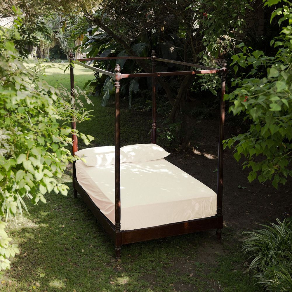 Linens - Off White Percale Fitted Sheet - MORE COTTONS