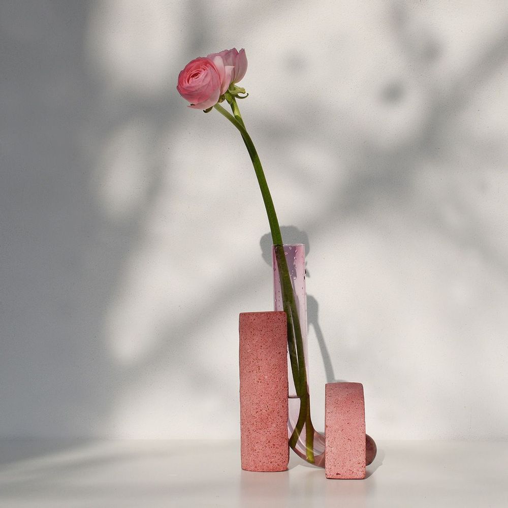Vases - Vase à fleurs rose en verre et pierre, Cochlea della Metamorfosi n°1 - COKI