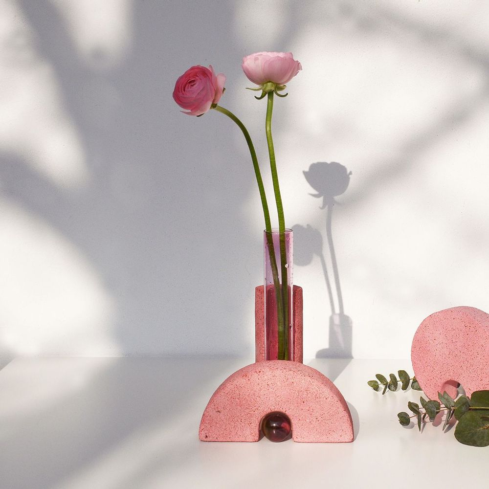 Vases - Vase à fleurs rose en verre et pierre, Cochlea della Metamorfosi n°1 - COKI