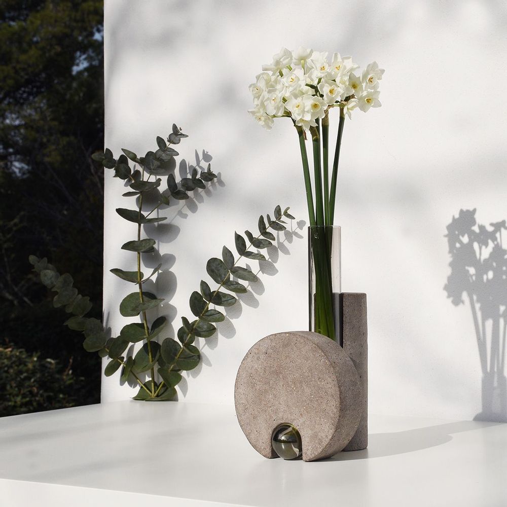 Vases - Grey glass and stone vase for flowers, Cochlea della Metamorfosi n°2 - COKI