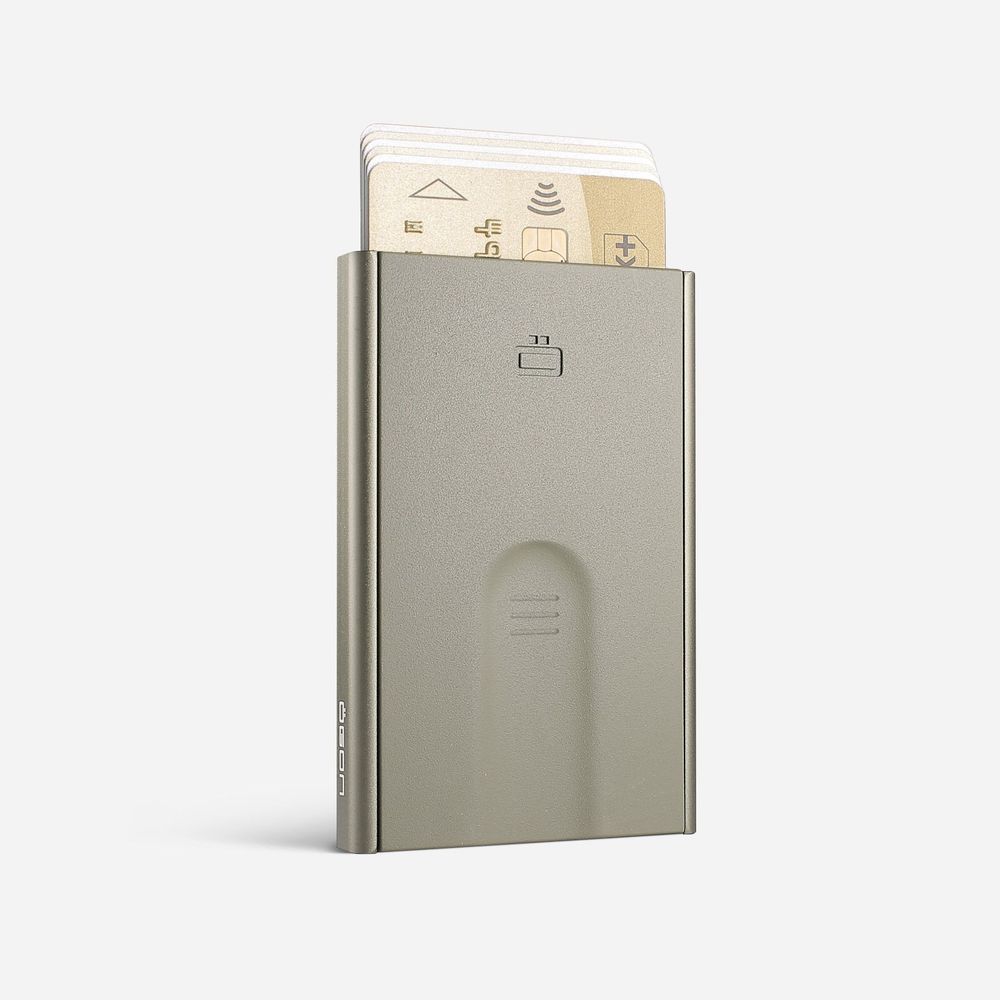 Leather goods - Implementation pack - 12 Slider automatic card holders + adapted display - ÖGON DESIGN