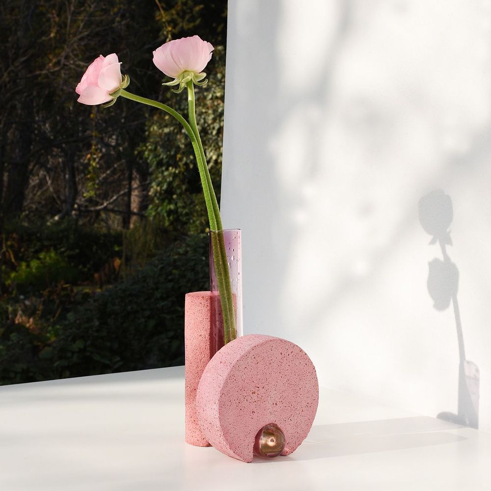 Vases - Vase à fleurs rose en verre et pierre, Cochlea della Metamorfosi n°2 - COKI