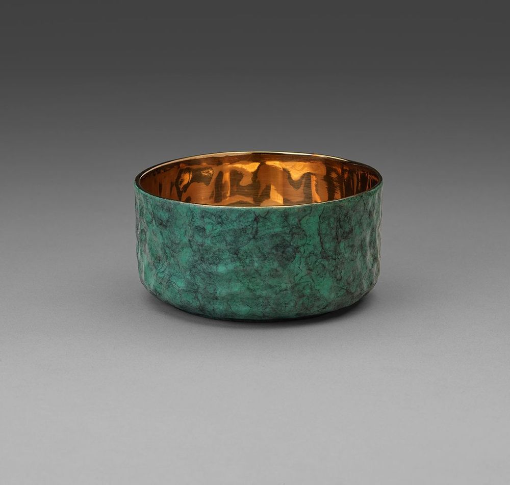 Platter and bowls - Cast Bronze Wine Bottle Coaster - EAGLADOR