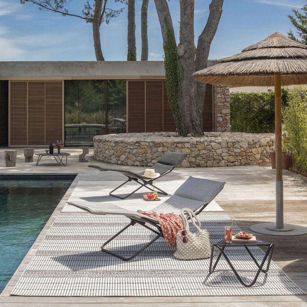 Deck chairs - BAYANNE lounge chair - LAFUMA MOBILIER