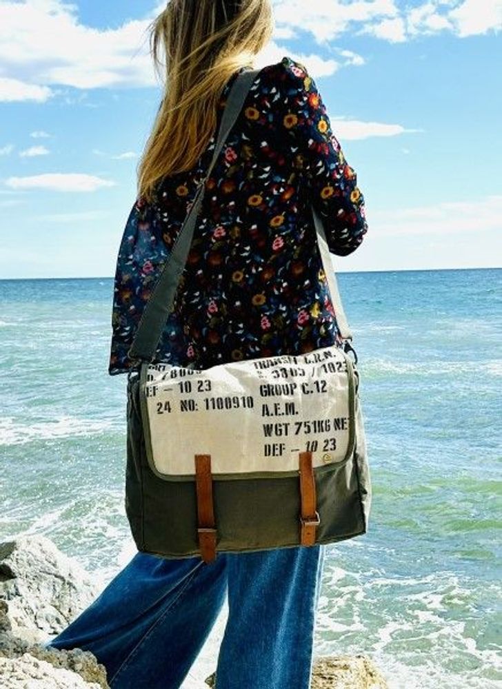 Travel accessories - SAMFORD Messenger Crossbody Bag - CASA NATURA