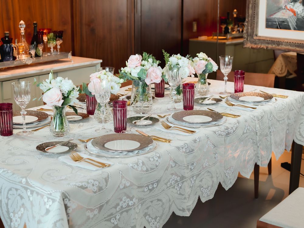 Table cloths - Hand-embroidered Linen Tablecloth - Labyrinthe - RENDAR