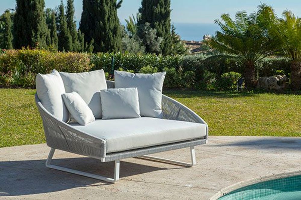 Sofas for hospitalities & contracts - Chill Day beds Collection - SUNSO