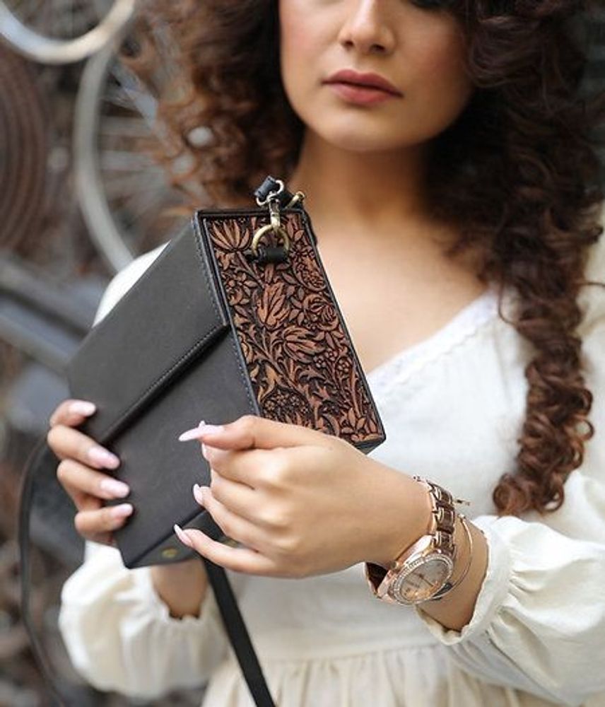 Sacs et cabas - Sac à bandoulière classique en bois sculpté et en cuir - THECRAFTROOT