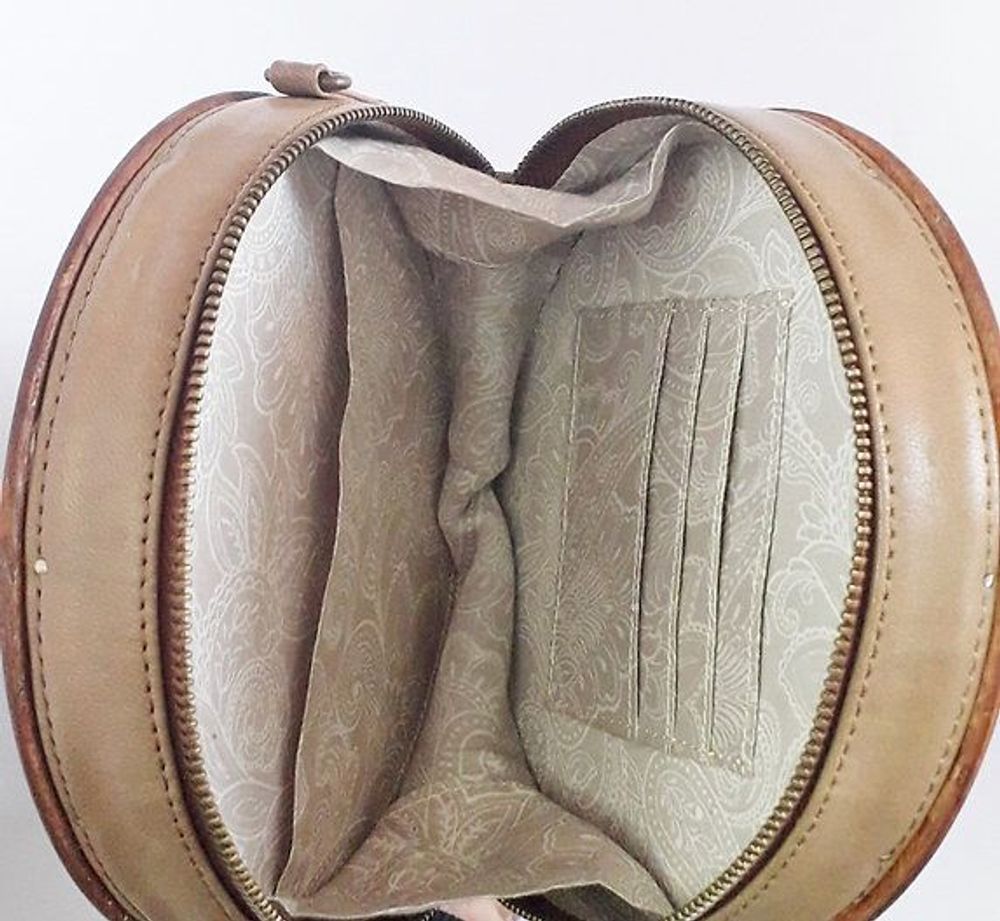 Sacs et cabas - CARVED WOOD AND LEATHER ROUND SLING BAG. - THECRAFTROOT