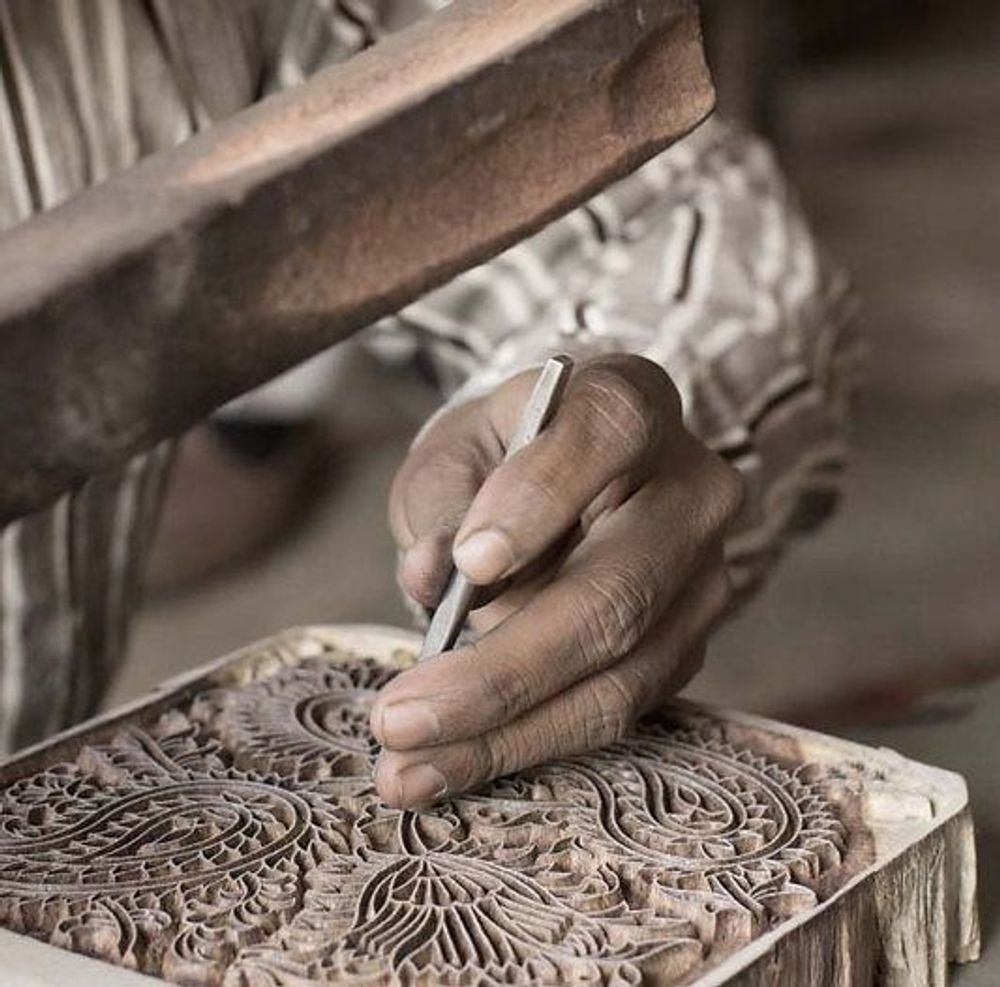 Sacs et cabas - Fabriqué à la main avec du cuir de précision et un sac en bois sculpté - THECRAFTROOT