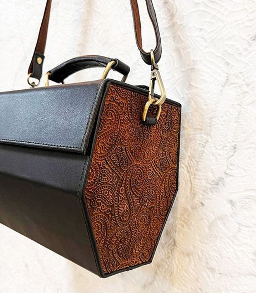Sacs et cabas - Sac à bandoulière fabriqué à la main, unique en son genre. - THECRAFTROOT