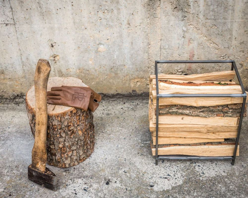 Outdoor fireplaces - Compact square log holder - DESIGN ATELIER ARTICLE
