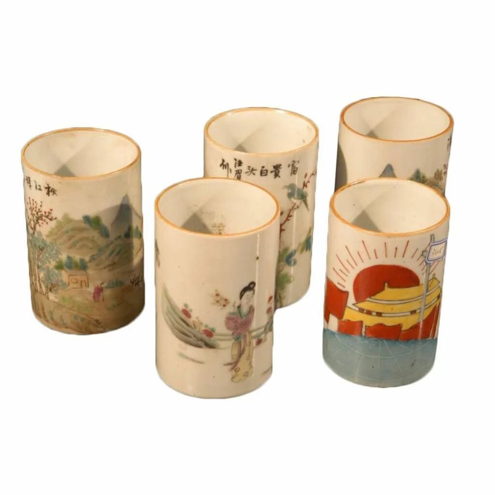 Objets de décoration - Porcelain ancien - Set - PAGODA INTERNATIONAL