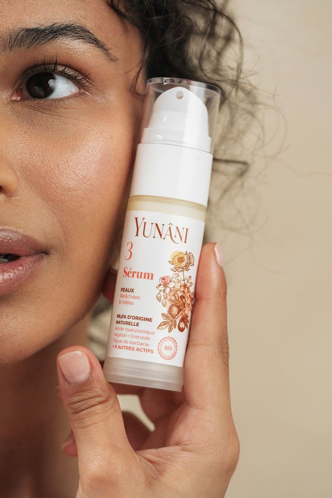 Cosmétiques - Sérum reliftant à l'acide hyaluronique végétal - YUNÂNI