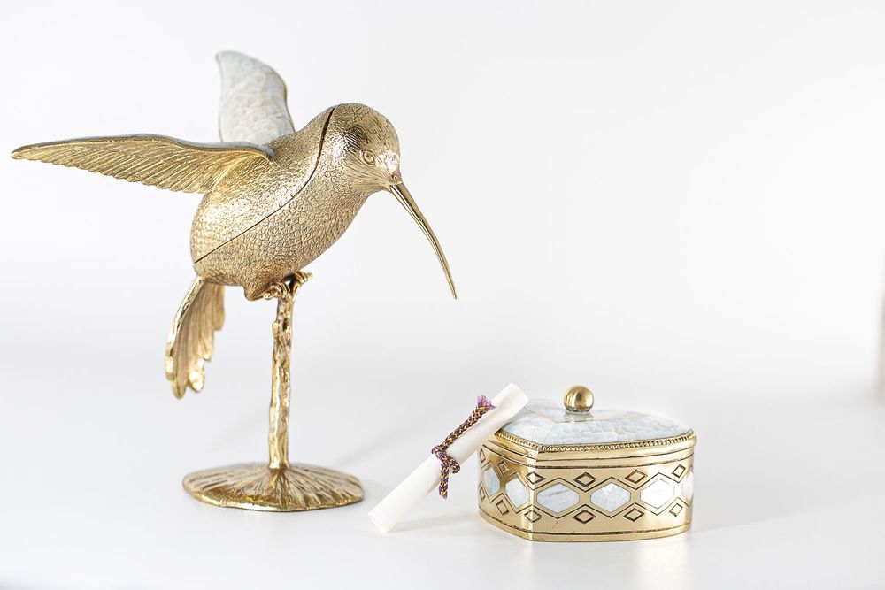 Decorative objects - Hummingbird mother-of-pearl box - WILD BY MOSAIC