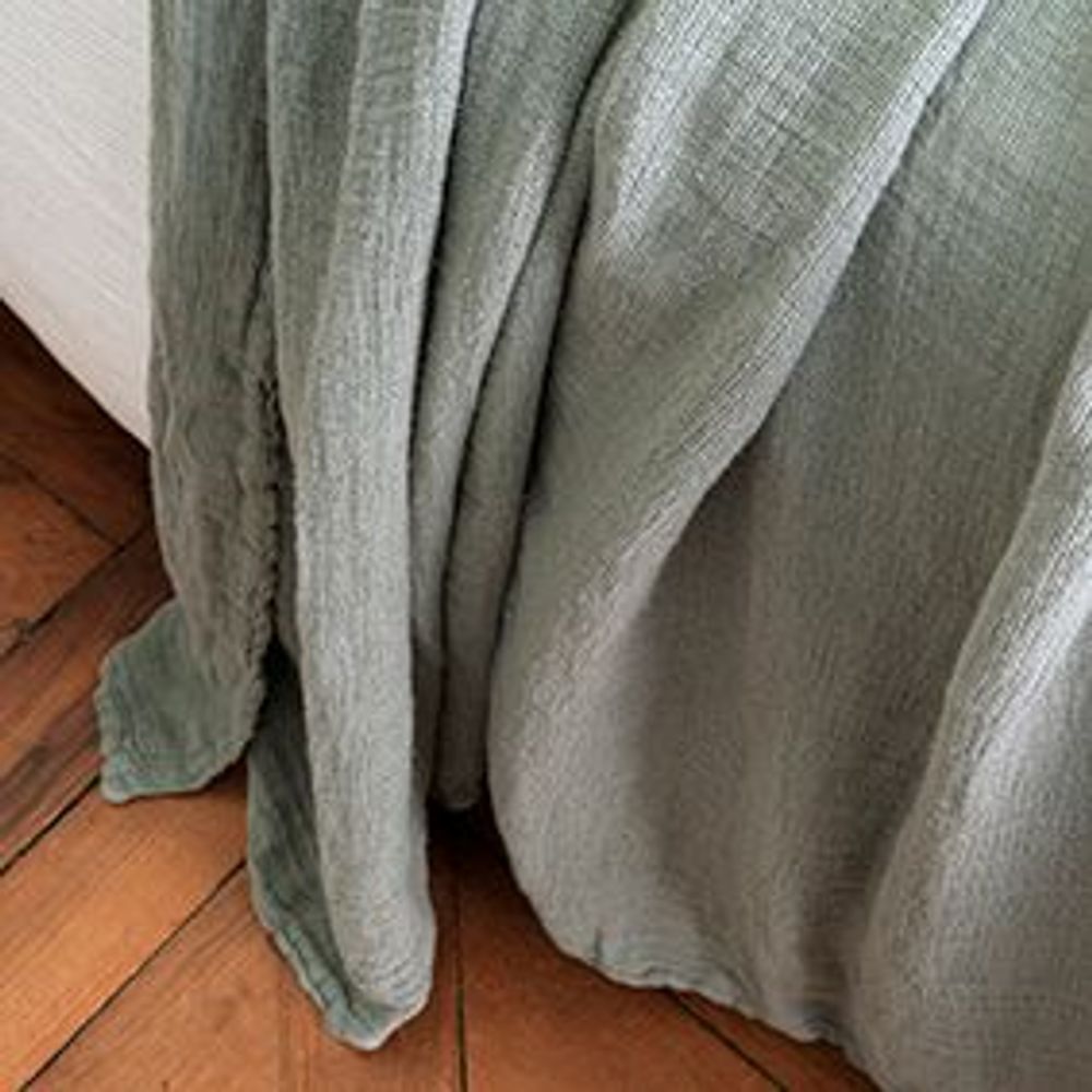 Linge de lit - Dessus de lit Gaspard lin lavé glacier - MAISON D'ÉTÉ