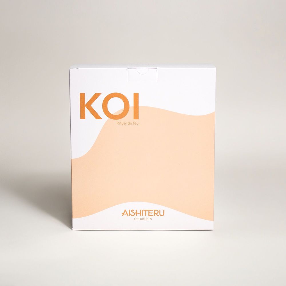Cosmétiques - COFFRET BIEN-ÊTRE - KOI - BOUGIE PARFUMÉE - HUILE NACRÉE MULTI-USAGES - AISHITERU