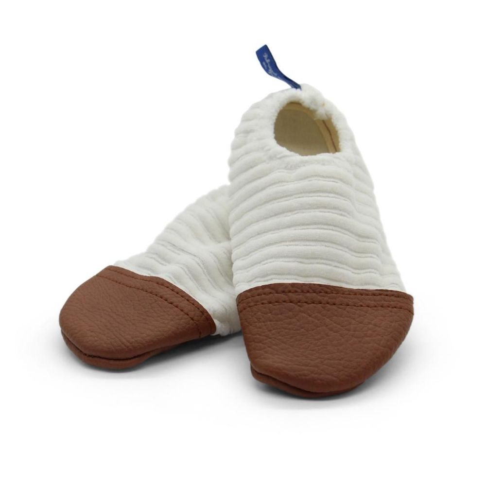 Children's slippers and shoes - Les Petits Velours Ivoire - LES PAS PETITS - CHAUSSONS SOUPLES
