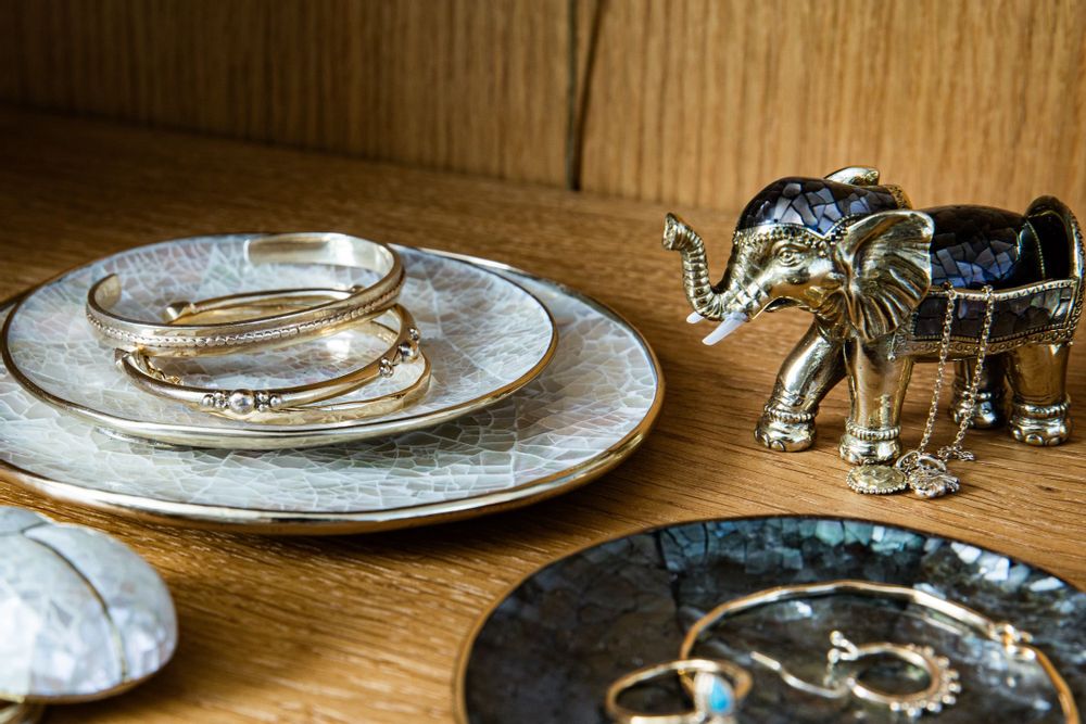 Decorative objects - Recycled brass & Mother of pearl Tray - WILD BY MOSAIC