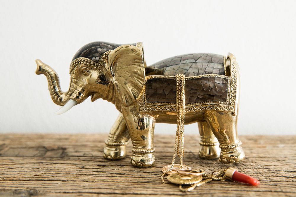 Decorative objects - Elephant box made of natural mother-of-pearl and recycled brass - WILD BY MOSAIC