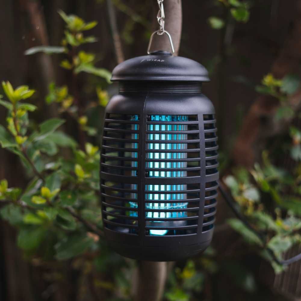 Equipements espace extérieur - Lampe UV anti-moustiques Wizap : Suspension intérieur sans insectes - OSNA