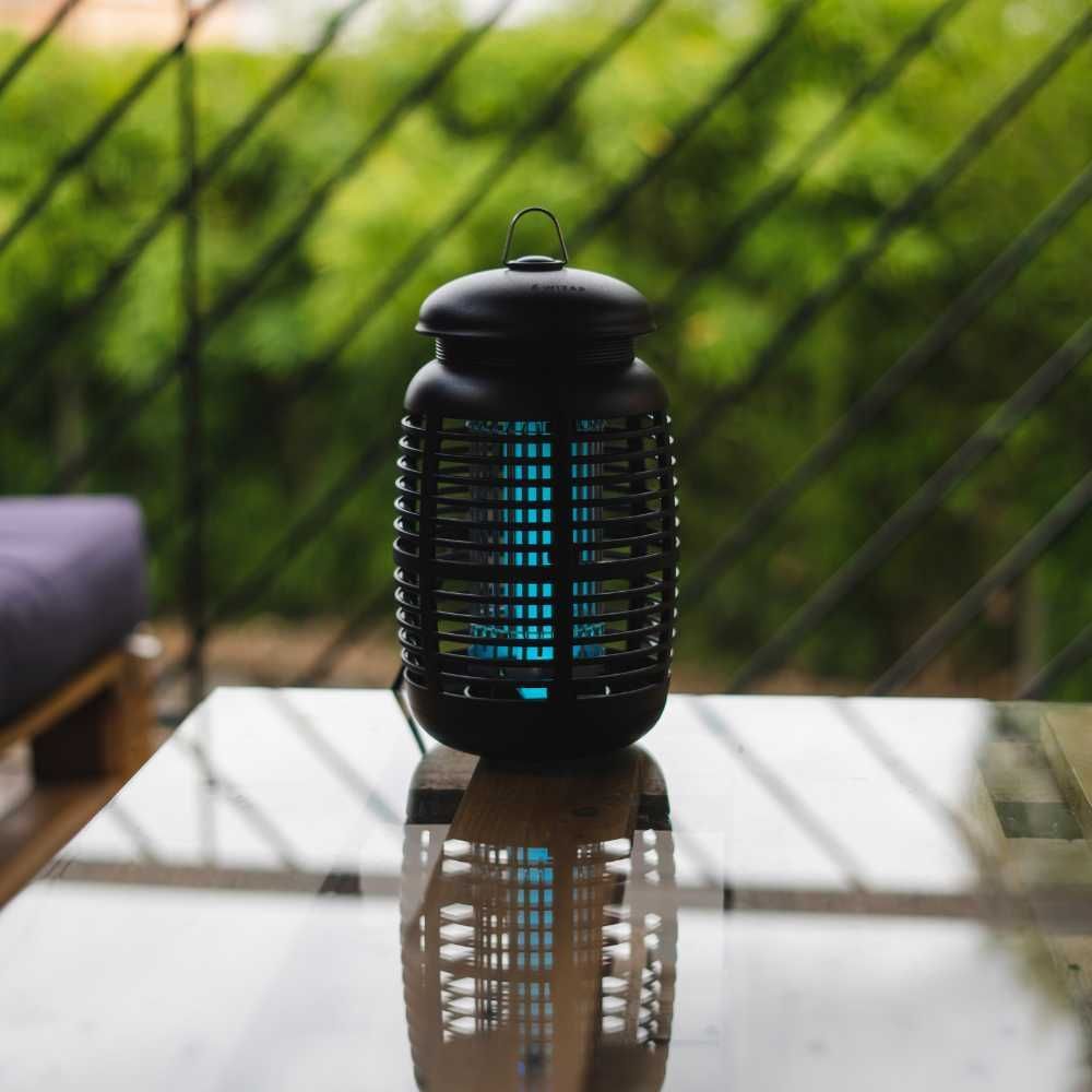 Equipements espace extérieur - Lampe UV anti-moustiques Wizap : Suspension intérieur sans insectes - OSNA
