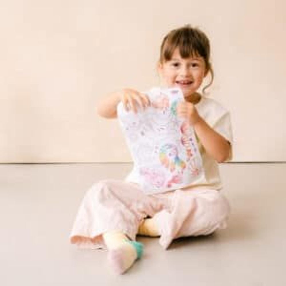 Jeux enfants - SIRENE : 1 côté coloriage + 1 côté dessin libre + 4 feutres inclus. - SUPERPETIT