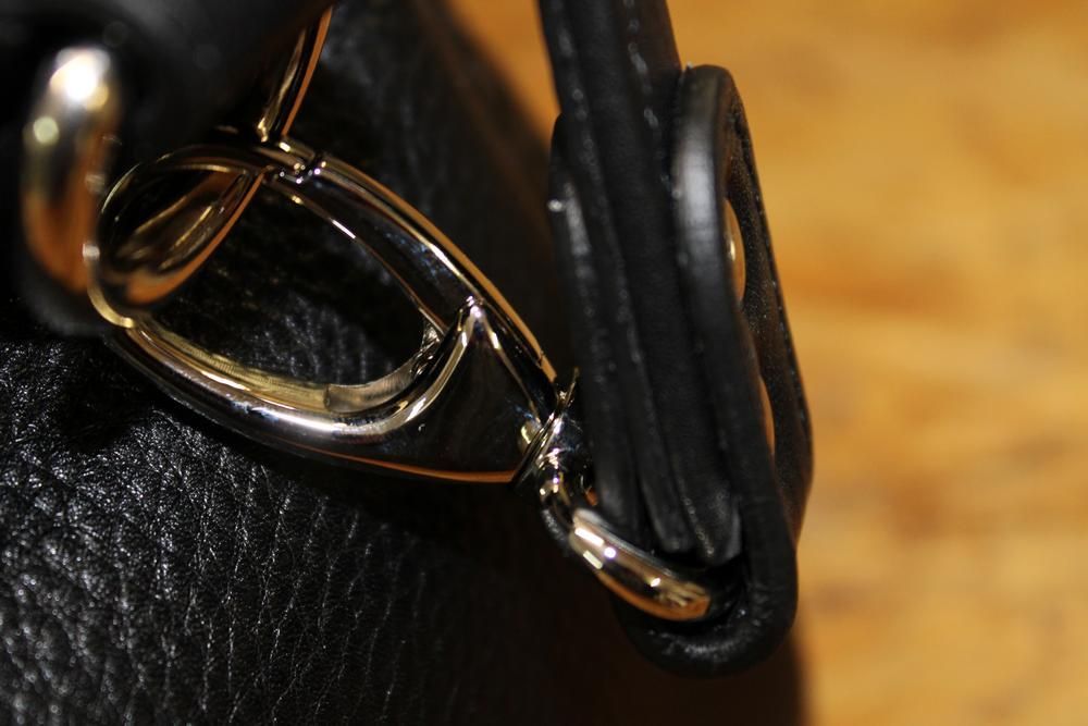 Customizable objects - MANUFACTURE OF VEGETABLE TANNED LEATHER BAGS - COULEURS DE PEAU