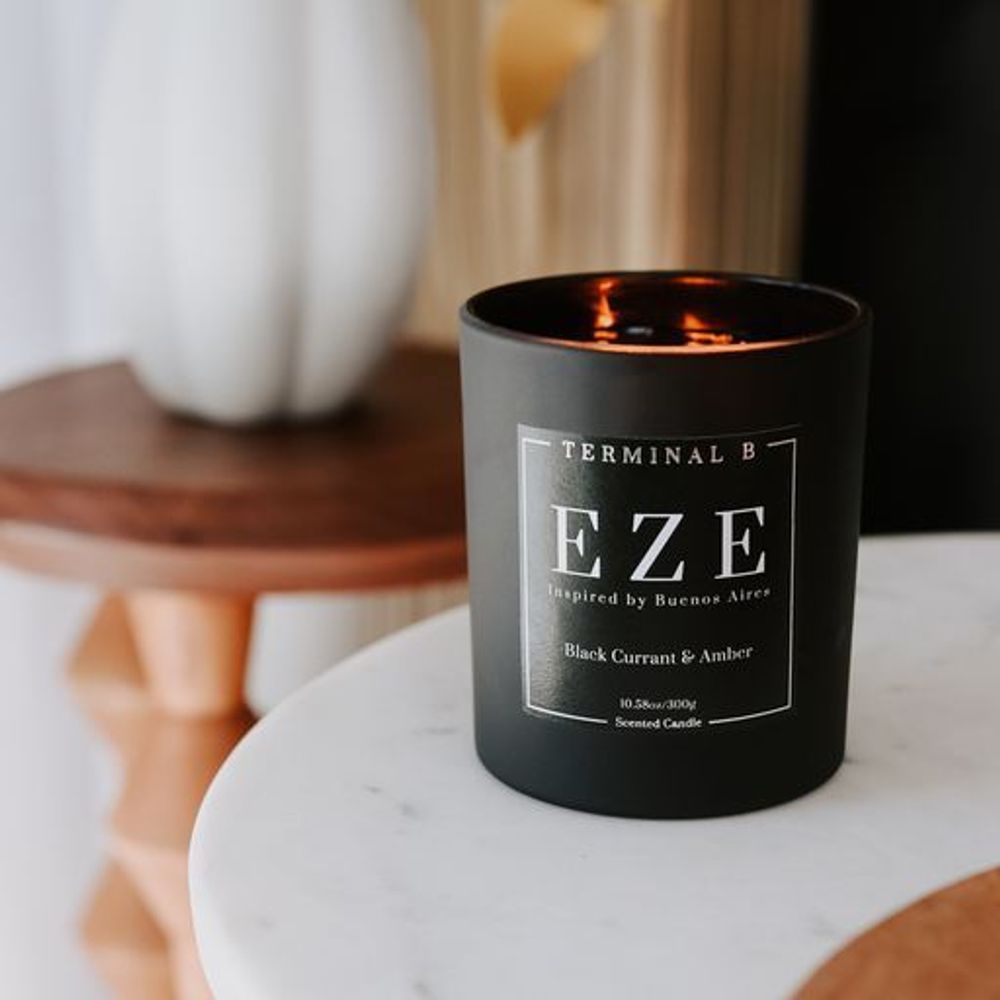 Gifts - EZE - BUENOS AIRES - Blackcurrant and amber candle - TERMINAL B