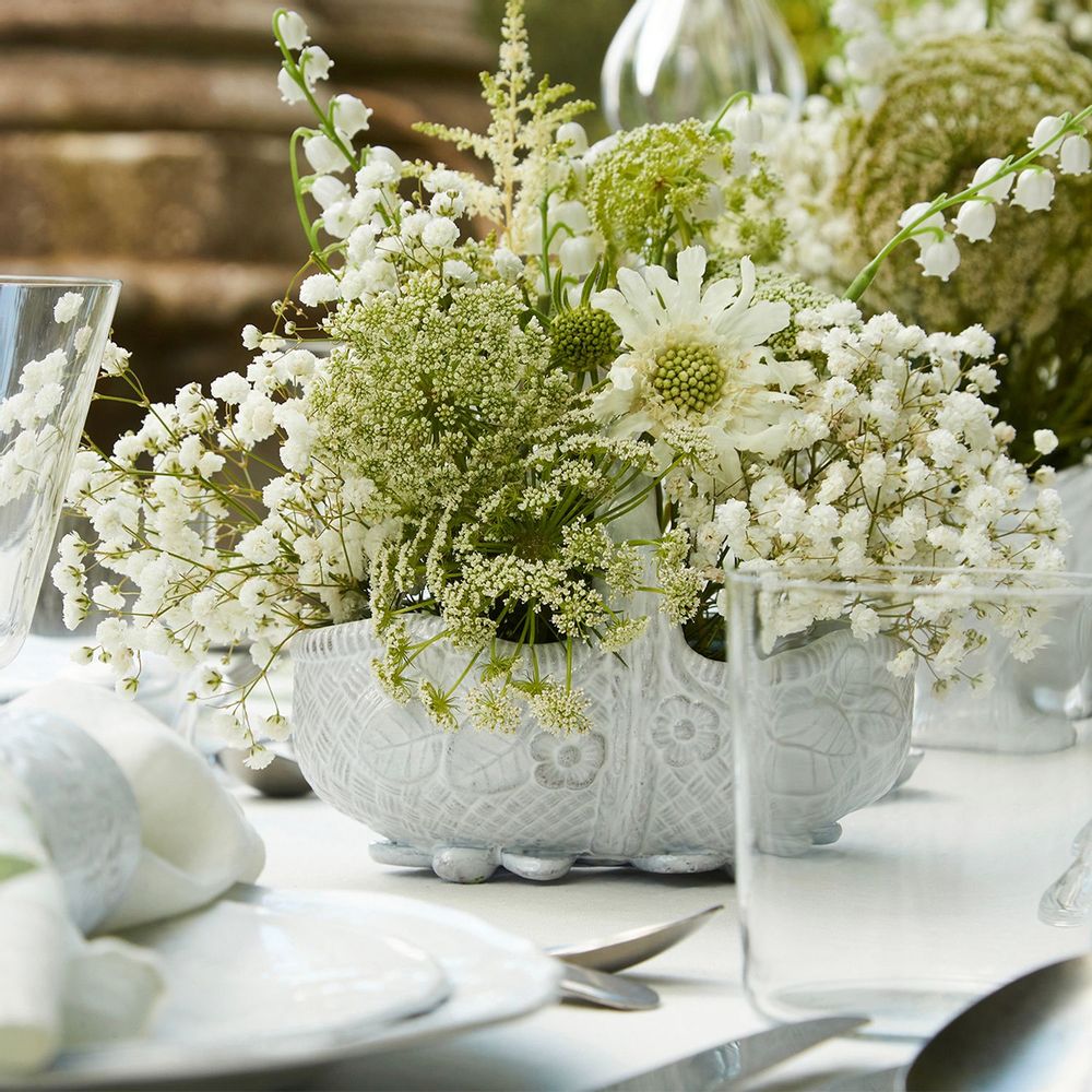 Table cloths - LILY OF THE VALLEY 'Muguet' Linen Tablecloths & Napkins - SUMMERILL AND BISHOP
