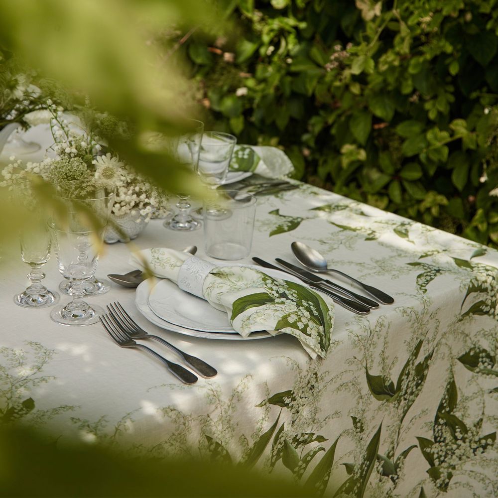 Table cloths - LILY OF THE VALLEY 'Muguet' Linen Tablecloths & Napkins - SUMMERILL AND BISHOP