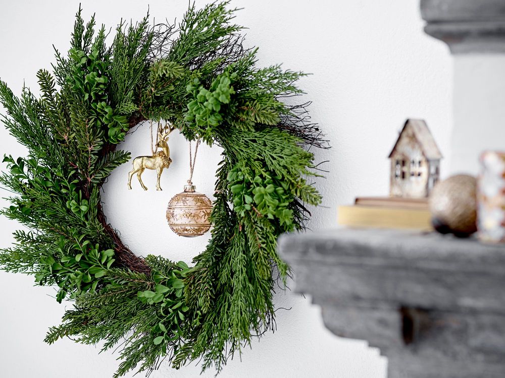 Christmas garlands and baubles - Elijah Ornament, Gold, Resin Set of 2 - BLOOMINGVILLE MULTIBRAND HOUSE