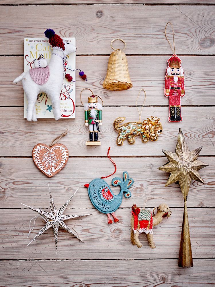 Christmas garlands and baubles - Nikita Ornament, Green, Wood Set of 6 - BLOOMINGVILLE MULTIBRAND HOUSE