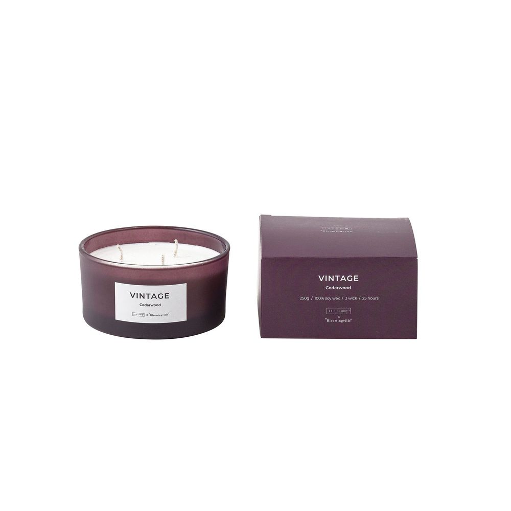 Bougies - VINTAGE - Cedarwood Bougie parfumée, Violet, Cire naturelle - ILLUME X BLOOMINGVILLE