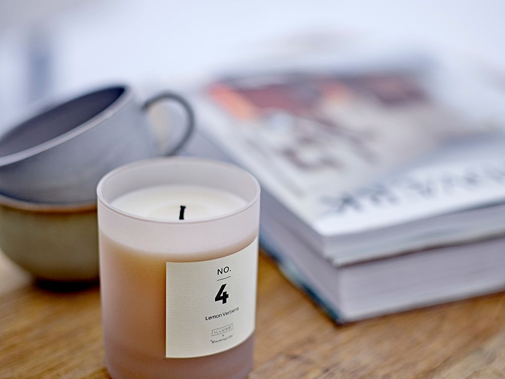 Bougies - NO. 4 - Lemon Verbena Bougie parfumée, Nature, Cire naturelle - ILLUME X BLOOMINGVILLE
