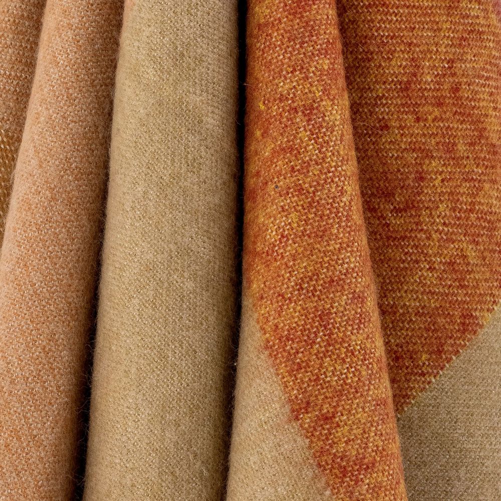 Throw blankets - Ara Throw, Brown, Acrylic  - BLOOMINGVILLE MULTIBRAND HOUSE